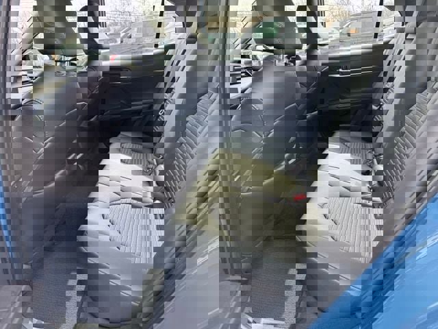 Used 2024 Toyota Camry SE image 29