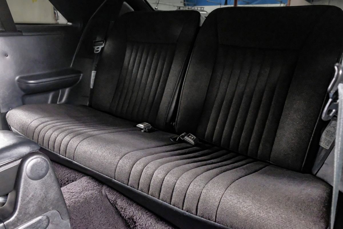 Used 1993 Ford Mustang GT image 32