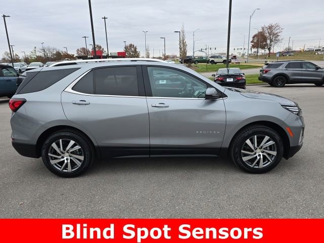 Used 2023 Chevrolet Equinox Premier AWD/4WD image 6