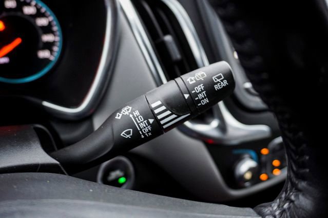 Used 2022 Chevrolet Equinox LT w/ Driver Convenience Package image 23