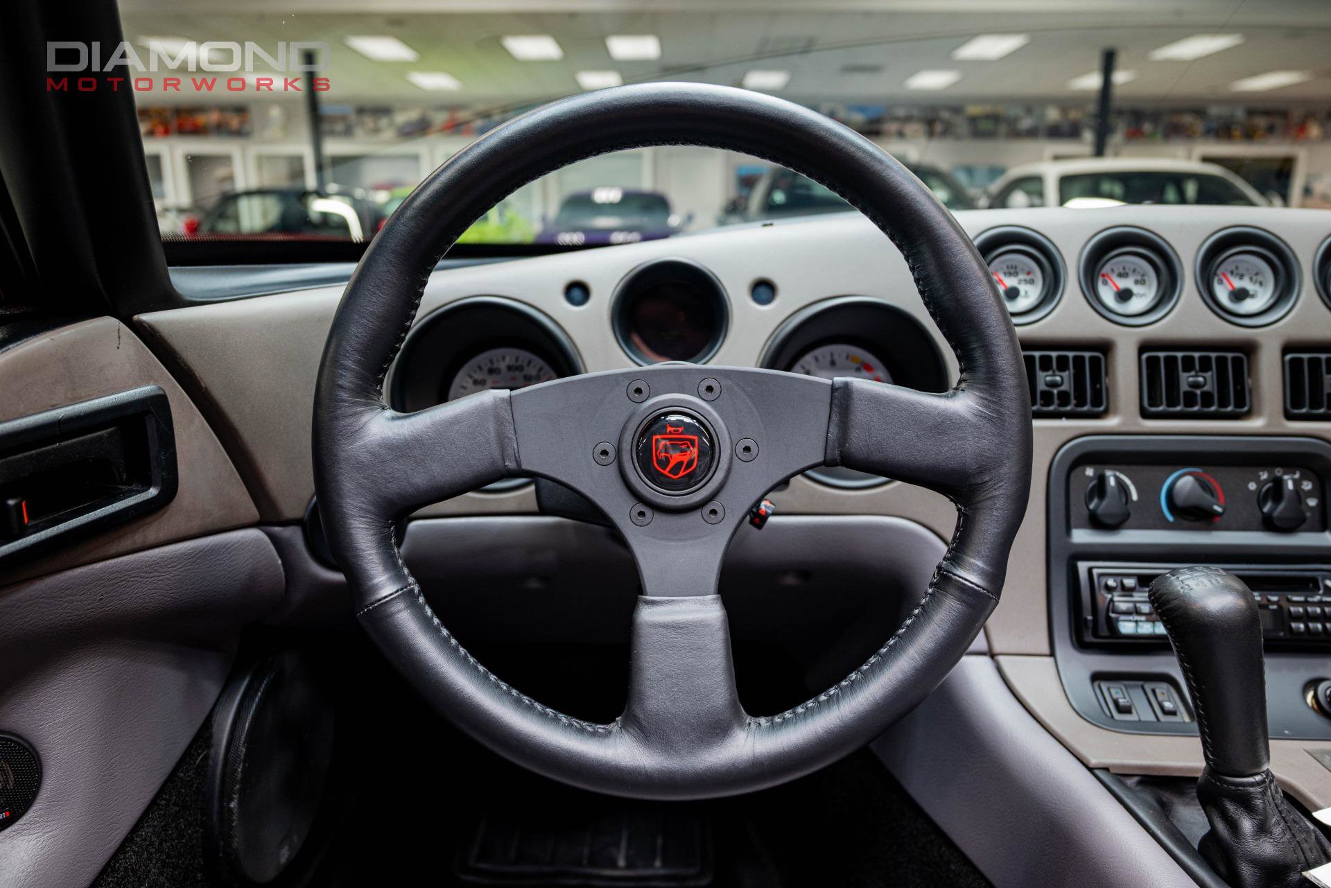 Used 1994 Dodge Viper RT/10 image 16