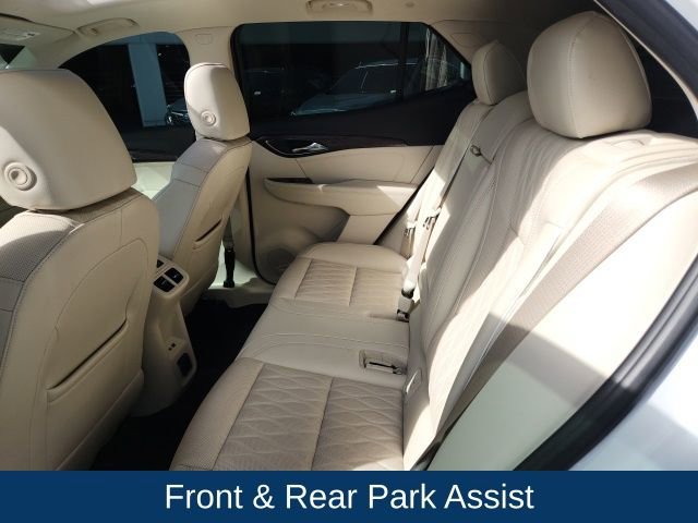 Used 2022 Buick Envision Avenir w/ Technology Package II image 21