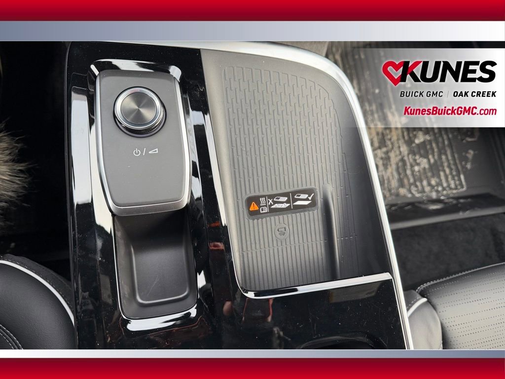 New 2026 Buick Enclave Sport Touring w/ Power Package image 19
