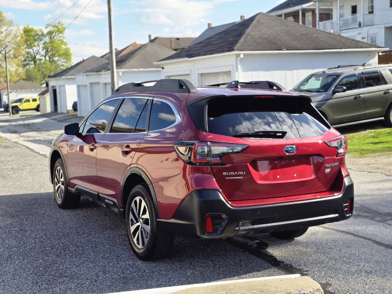 Used 2022 Subaru Outback Premium image 6