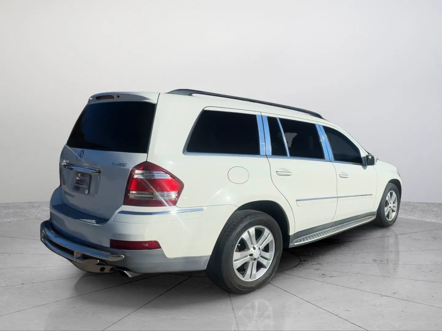 Used 2008 Mercedes-Benz GL 450 4MATIC image 5