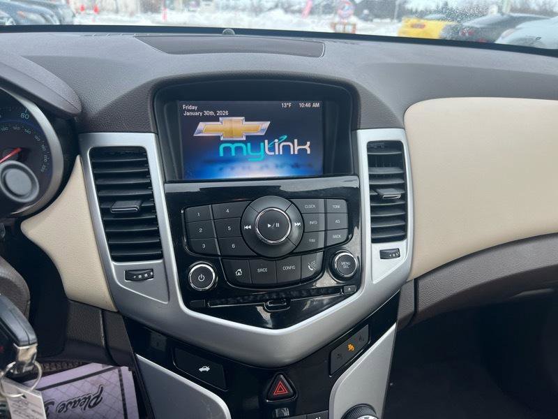 Used 2016 Chevrolet Cruze LT image 16