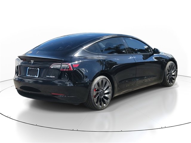 Used 2021 Tesla Model 3 Performance image 4