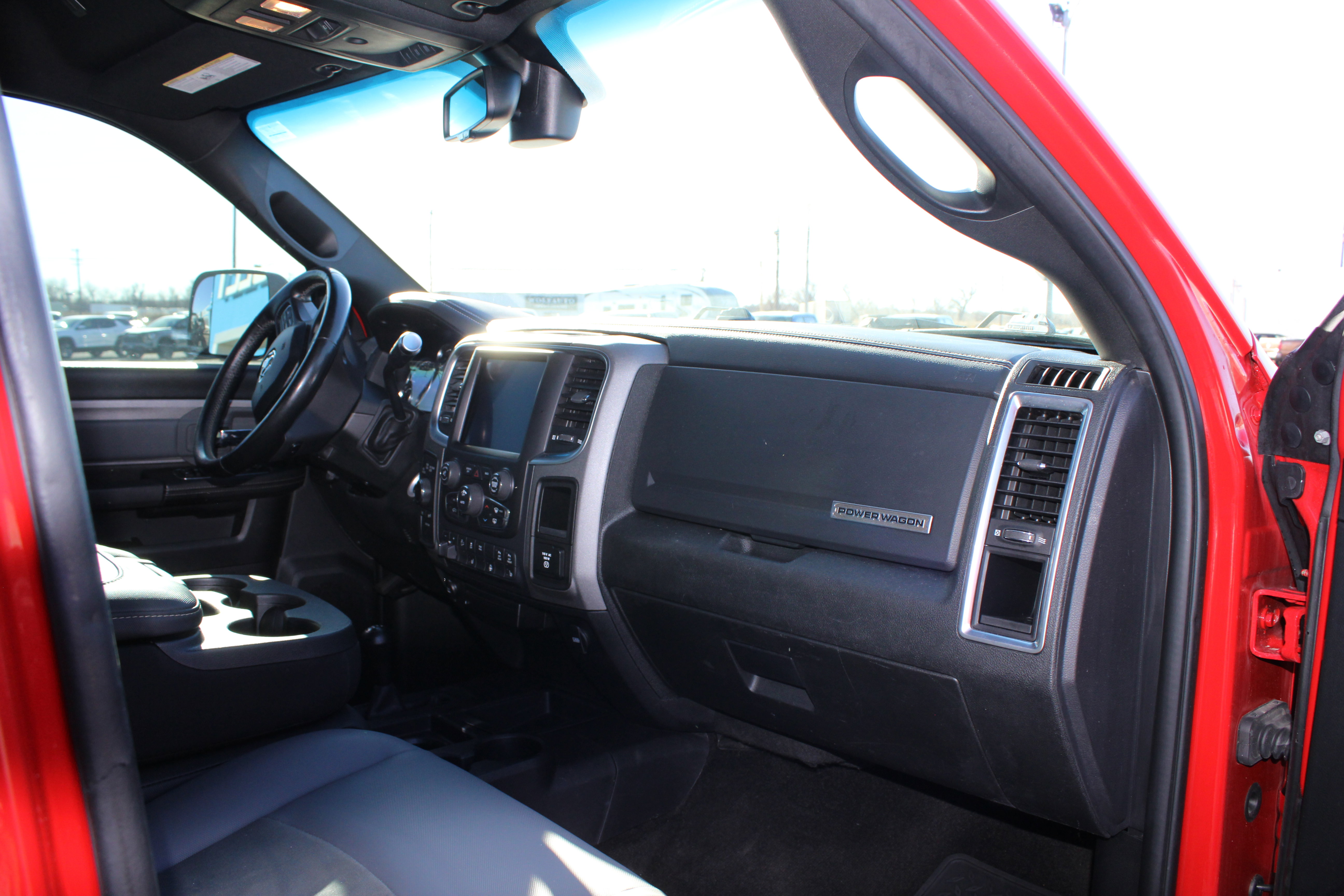 Used 2018 RAM 2500 Power Wagon w/ Luxury Group image 16