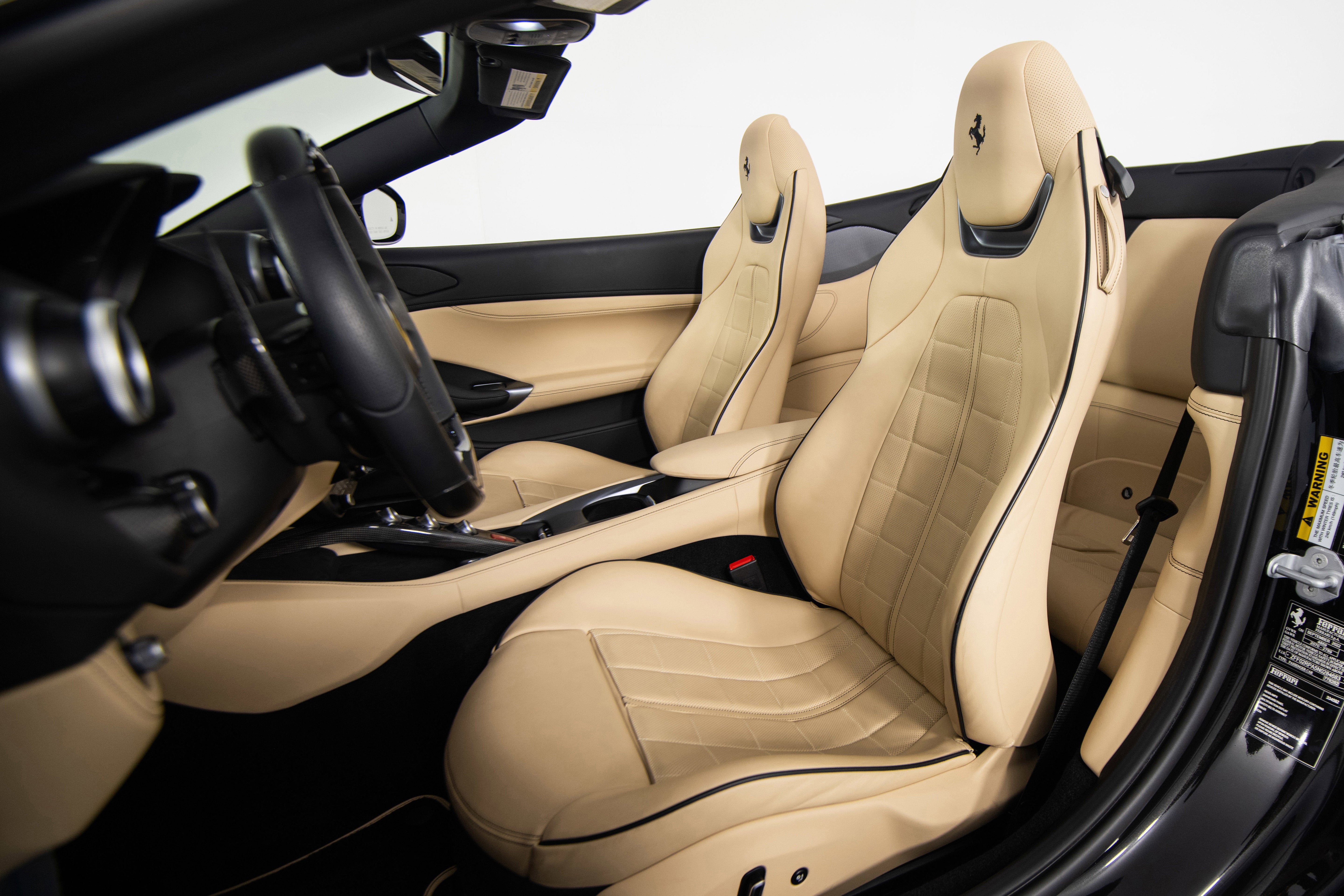 Certified 2022 Ferrari Portofino M image 13