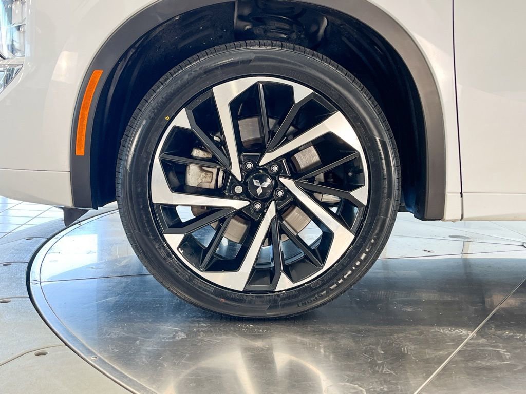 Used 2022 Mitsubishi Outlander SEL image 12