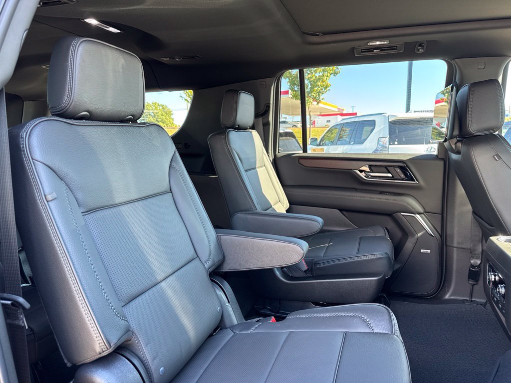 New 2026 GMC Yukon XL Denali w/ Advanced Technology Package AWD/4WD image 27