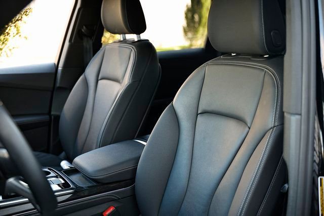 Used 2025 Audi Q7 3.0T Premium Plus image 22