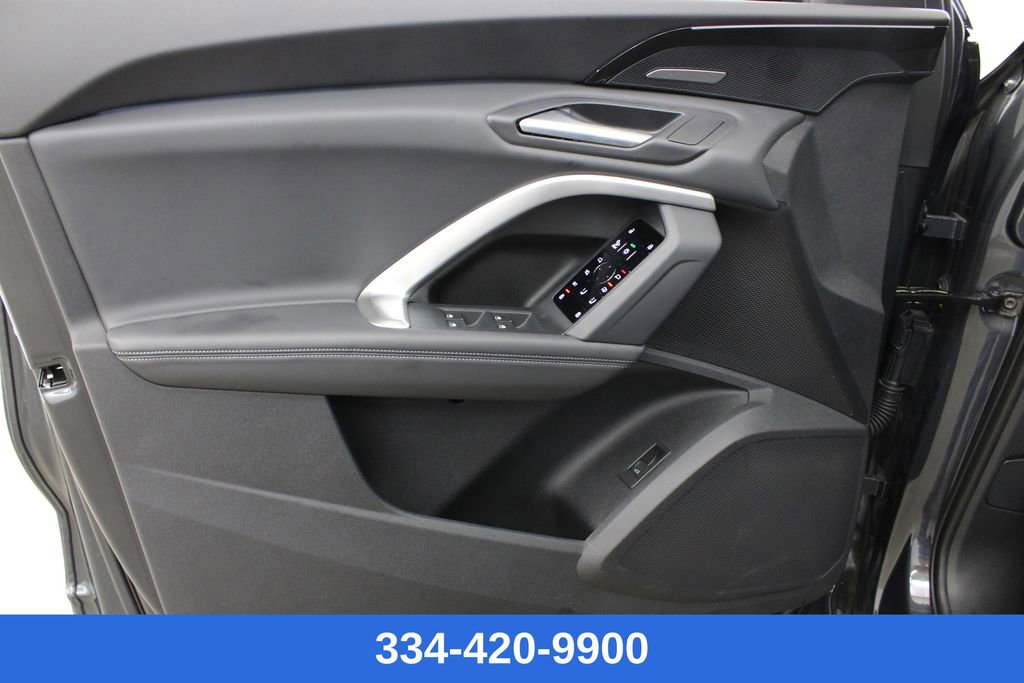 New 2025 Audi Q5 Premium Plus image 16