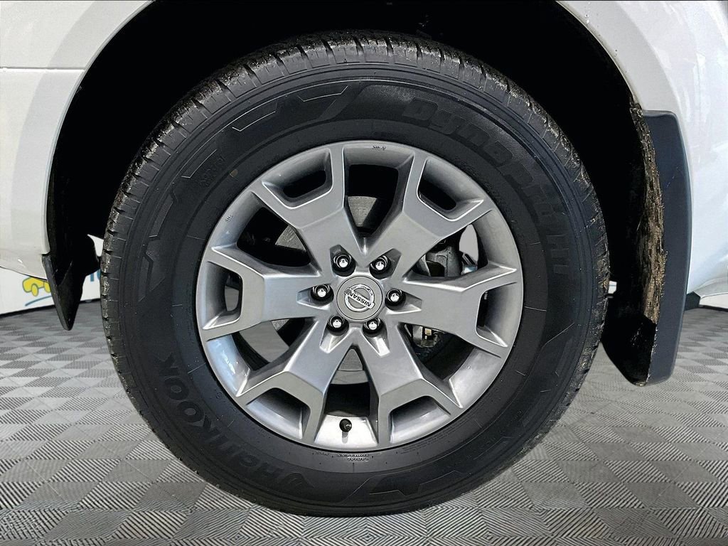 Used 2020 Nissan Frontier SV image 28