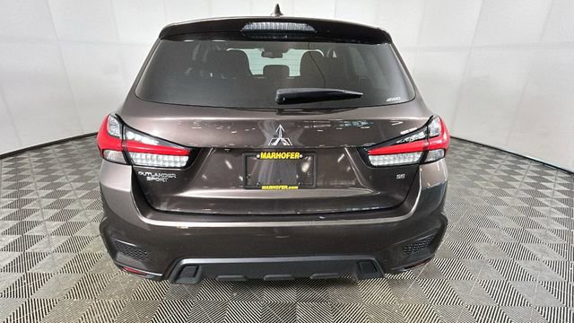 Used 2024 Mitsubishi Outlander Sport SE AWD/4WD image 4