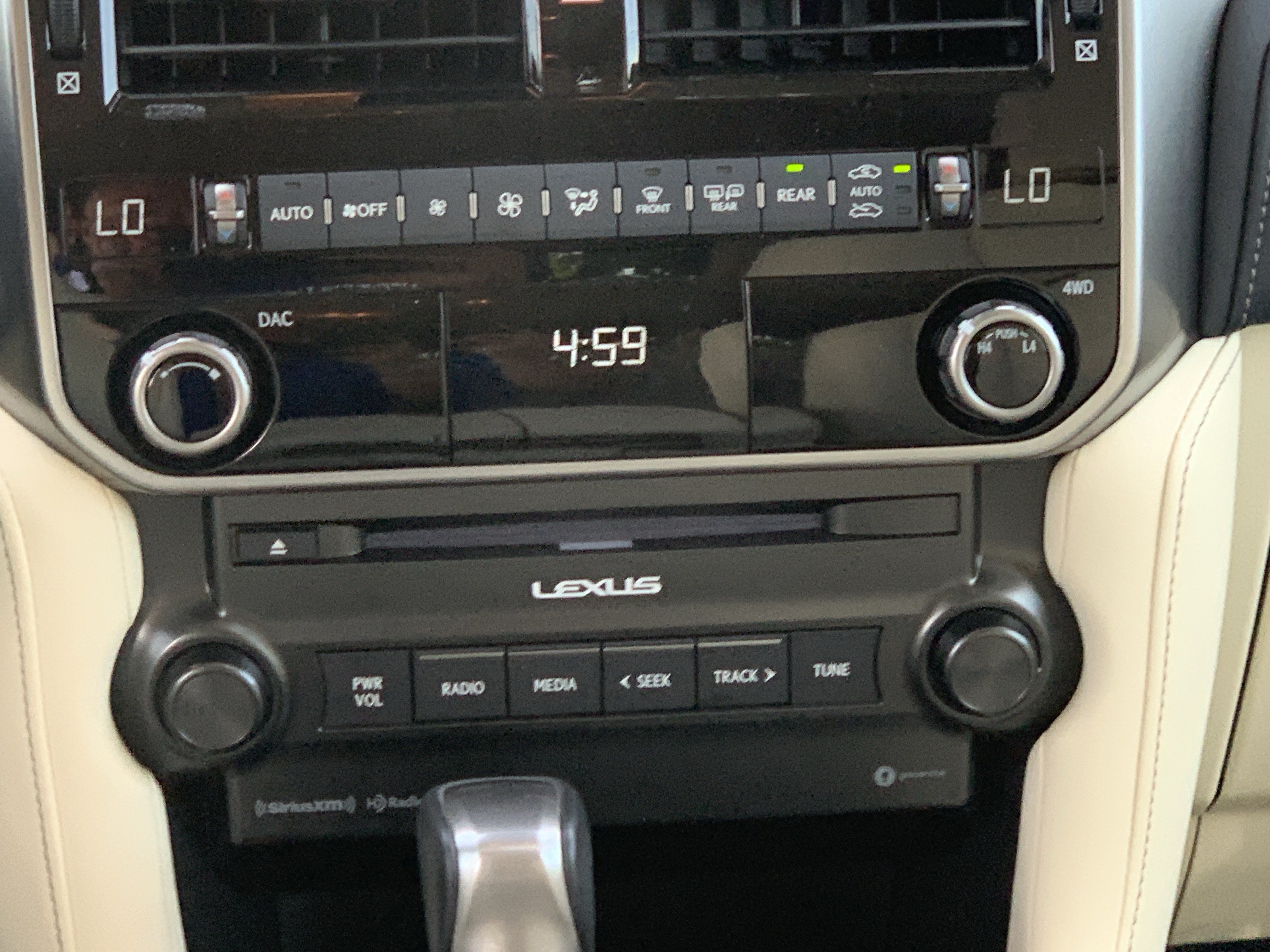 Certified 2023 Lexus GX 460 Premium w/ Premium Package AWD/4WD image 29