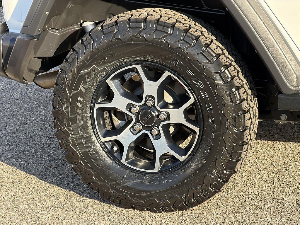 Used 2021 Jeep Wrangler Unlimited Rubicon AWD/4WD image 31