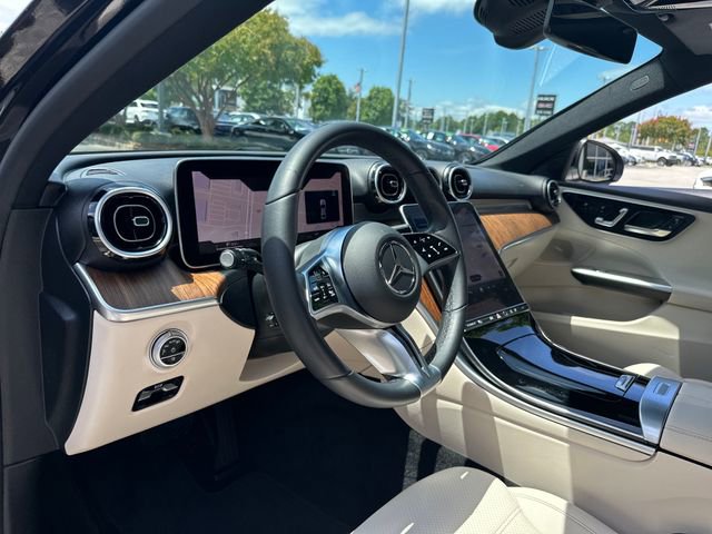 Used 2025 Mercedes-Benz C 300 Sedan image 18