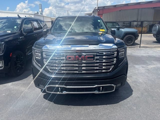 Used 2026 GMC Sierra 1500 Denali w/ Denali Reserve Package RWD image 2