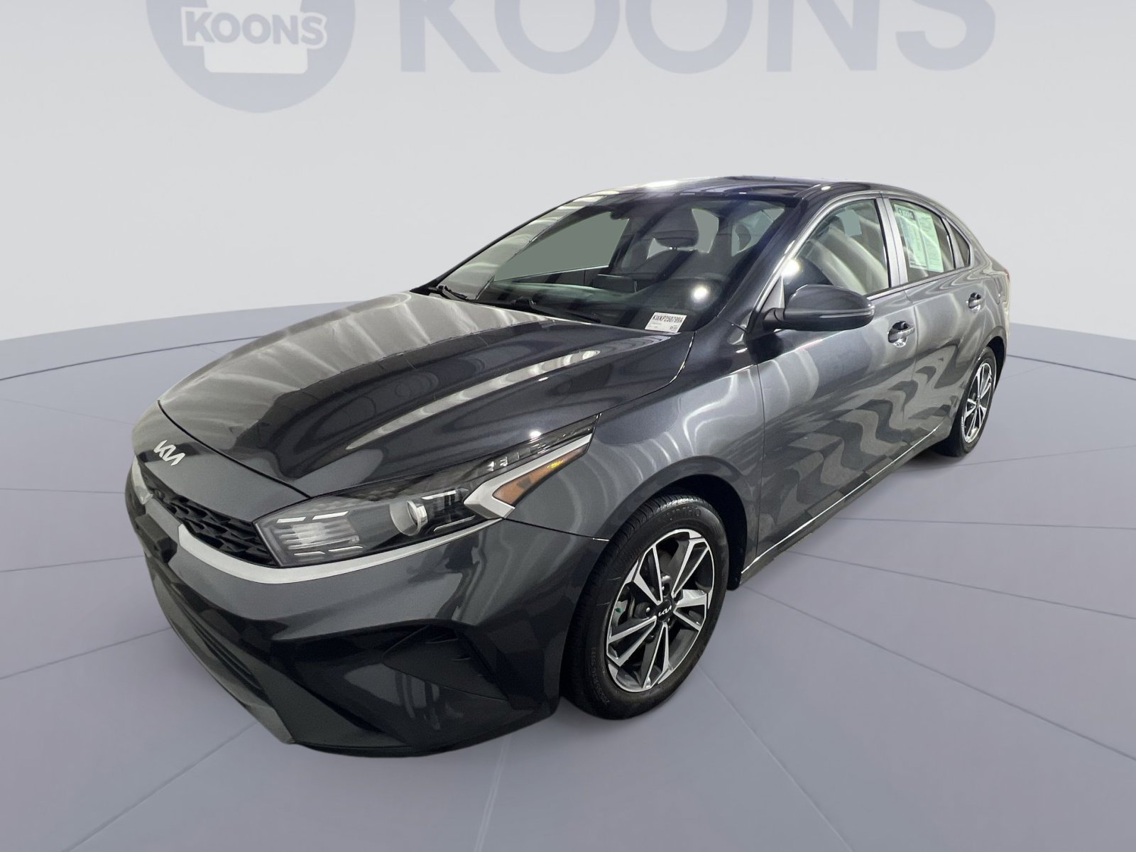 Used 2023 Kia Forte LXS w/ LXS Technology Package FWD image 1