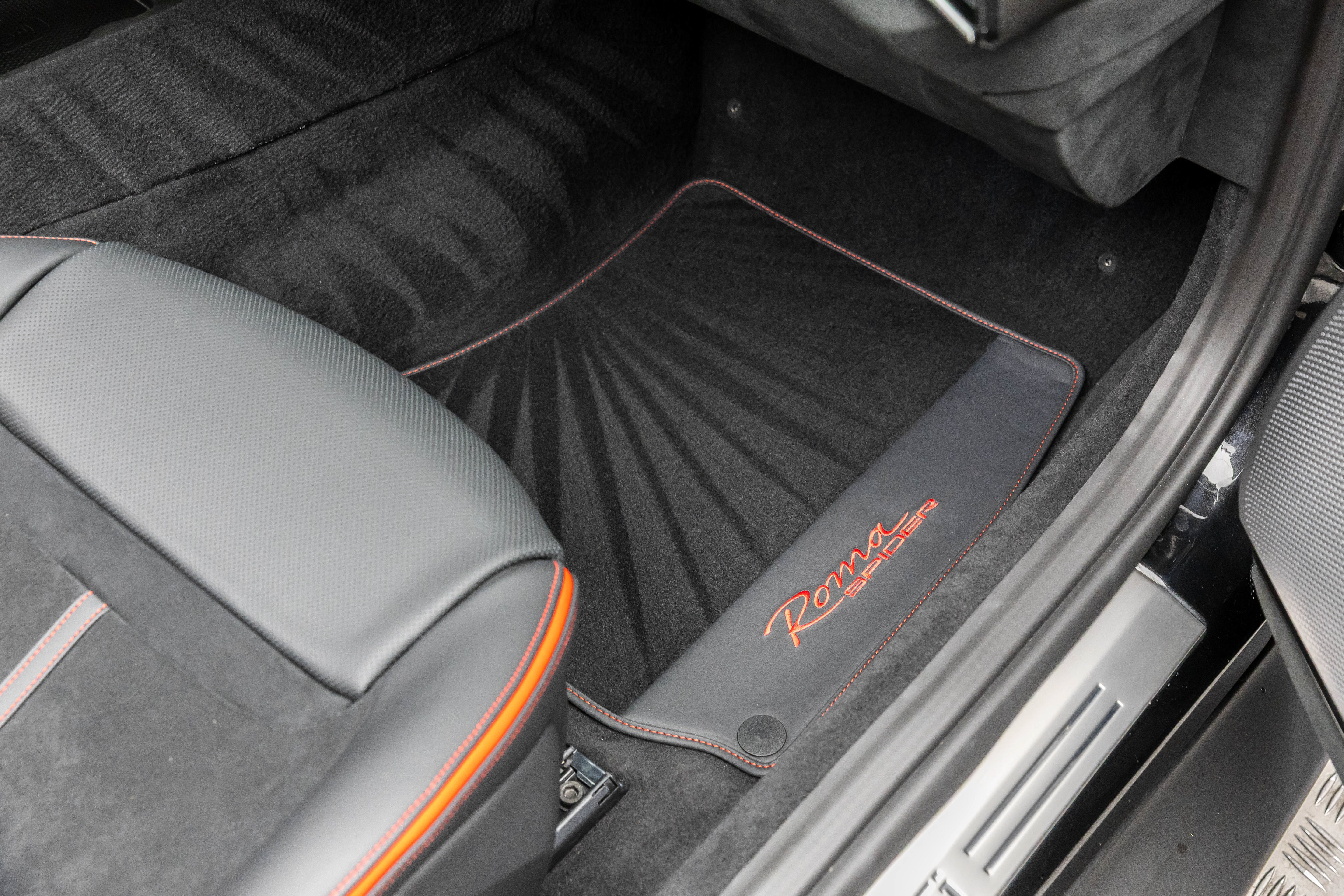Used 2025 Ferrari Roma Spider RWD image 29