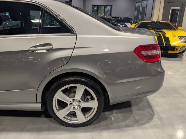 Used 2011 Mercedes-Benz E 350 4MATIC Sedan image 6