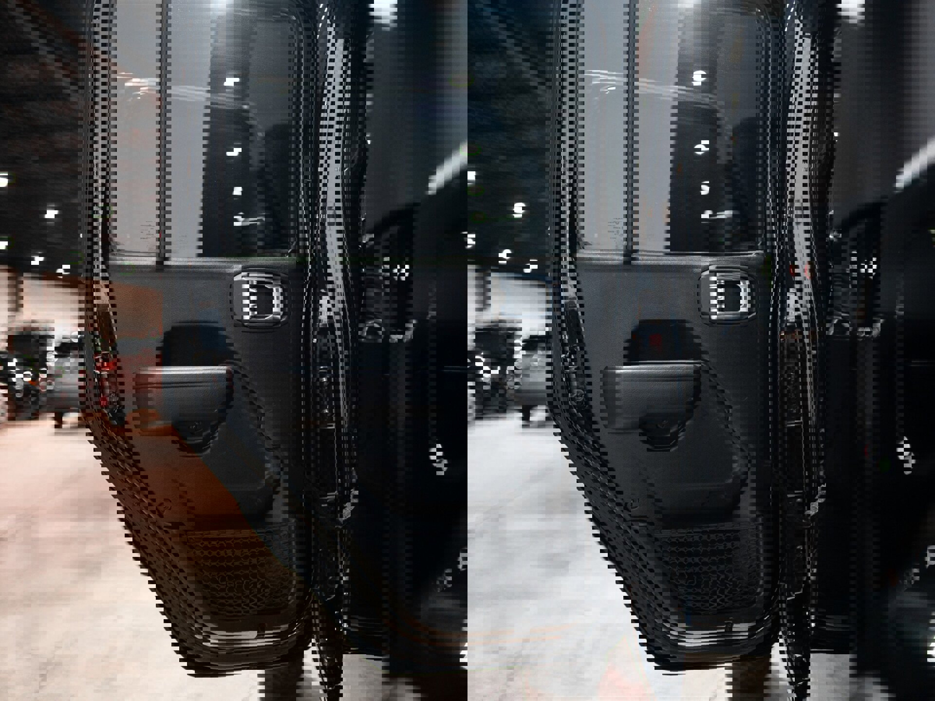 Used 2022 Jeep Gladiator Sport image 34