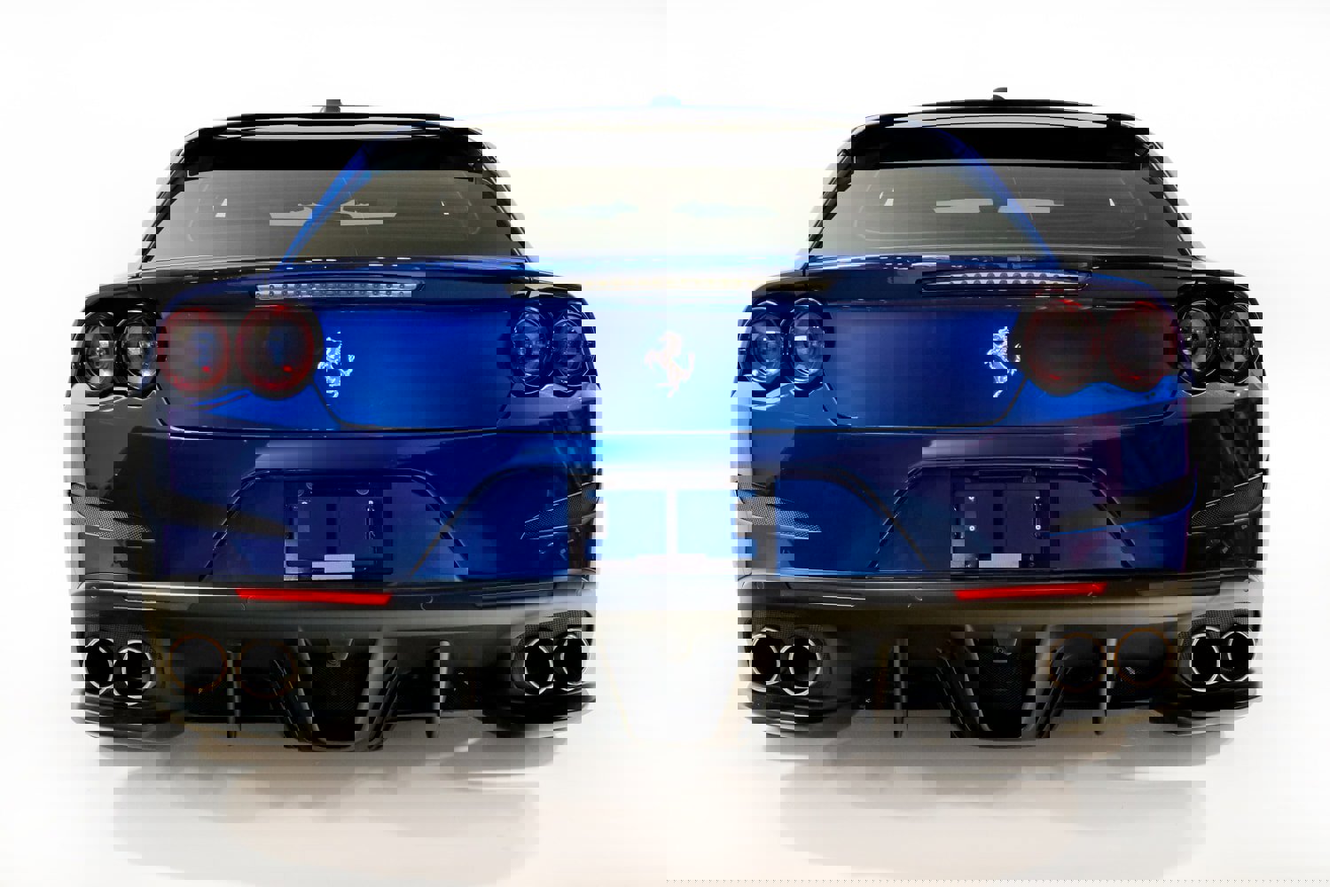 Certified 2019 Ferrari GTC4Lusso T RWD image 8