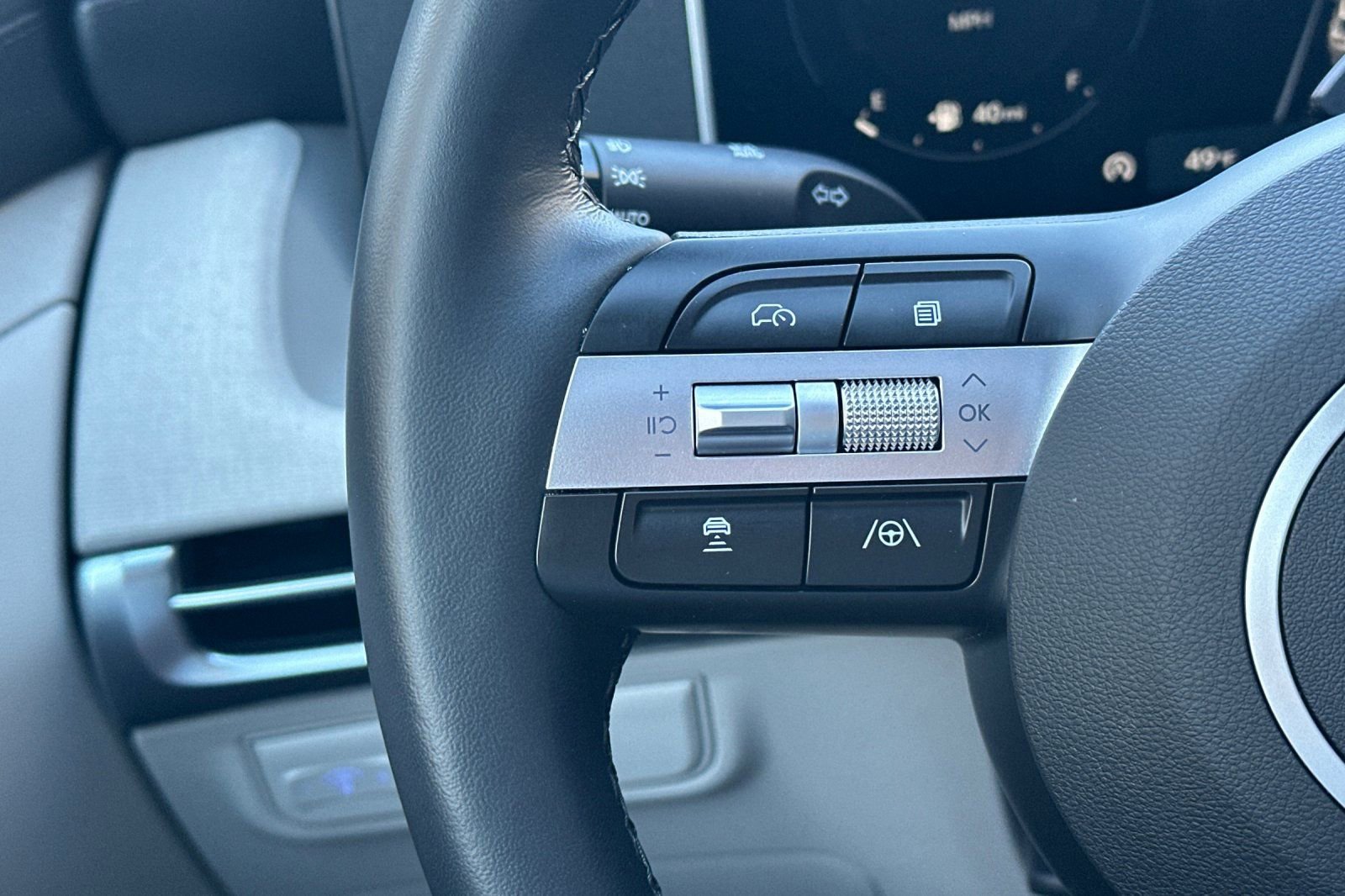 Certified 2025 Hyundai Tucson SEL image 28