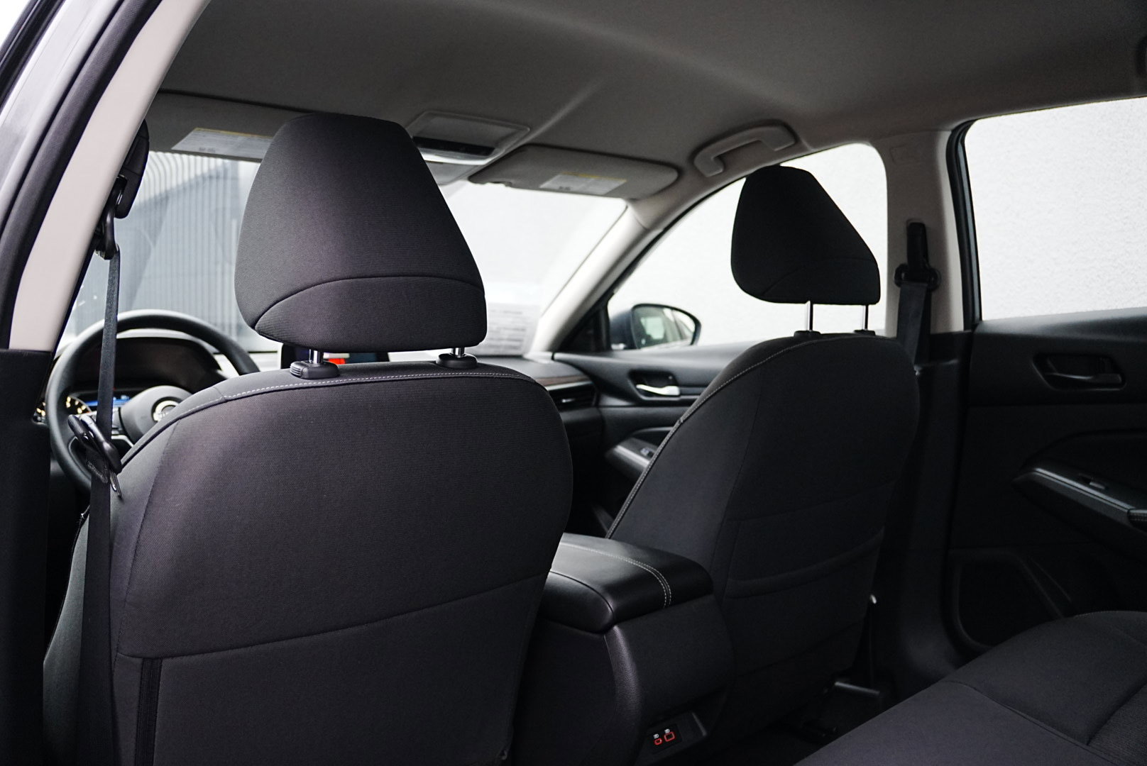 Used 2024 Nissan Altima 2.5 SV image 12