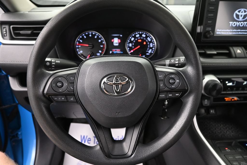 Used 2019 Toyota RAV4 LE w/ All Weather Liner Package AWD/4WD image 28
