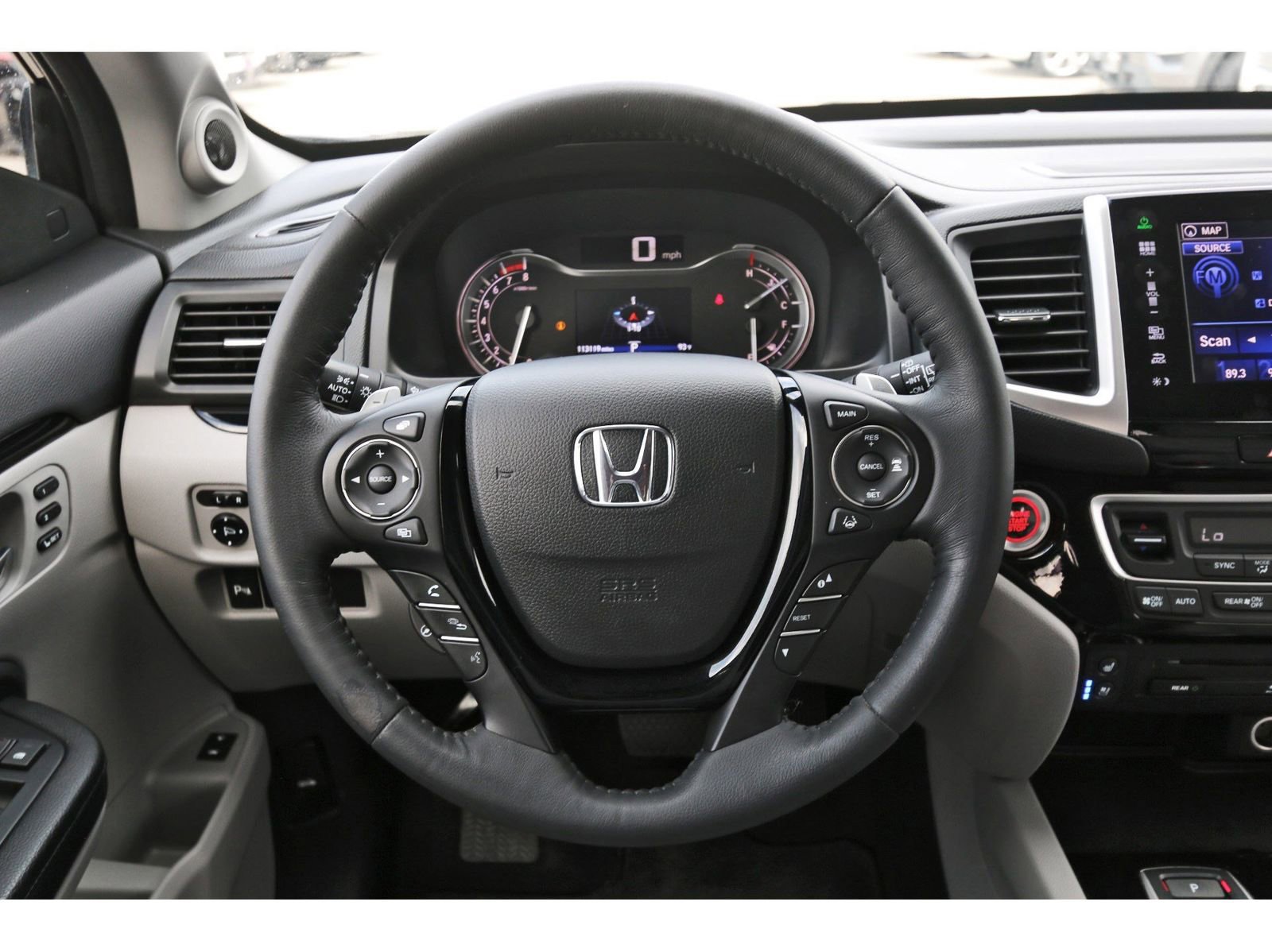 Used 2016 Honda Pilot Elite image 16