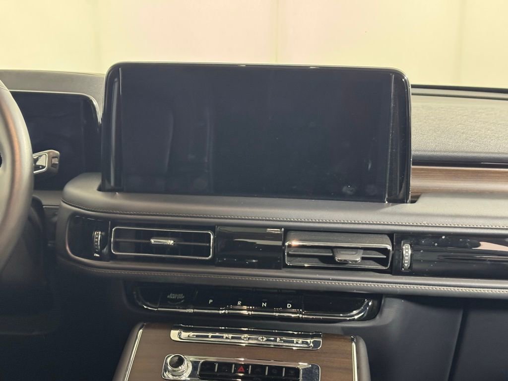 Used 2025 Lincoln Aviator Reserve w/ Illumination Package AWD/4WD image 21