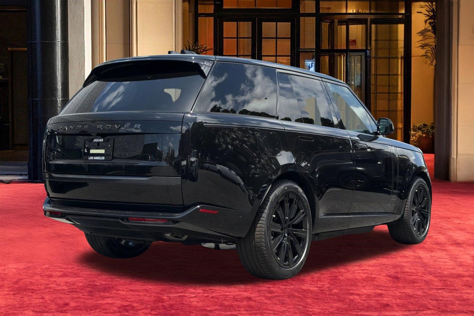New 2026 Land Rover Range Rover SE AWD/4WD image 8