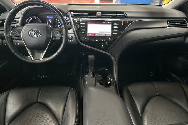 Used 2019 Toyota Camry SE w/ Audio Package FWD image 16