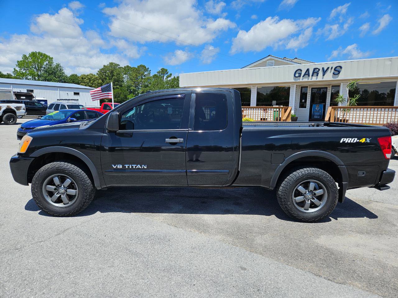 Used 2015 Nissan Titan PRO-4X w/ Pro-4x Luxury Package AWD/4WD image 3