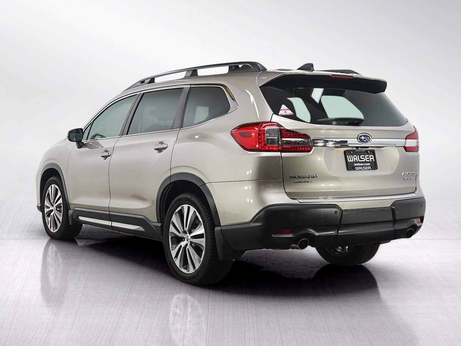 Used 2020 Subaru Ascent Limited w/ Popular Package #2A AWD/4WD image 3