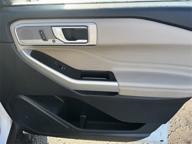 Used 2024 Ford Explorer Limited image 13