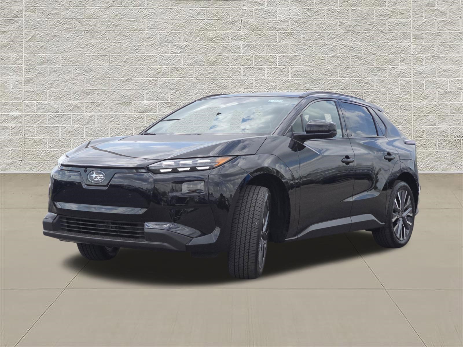New 2026 Subaru Solterra AWD/4WD image 3