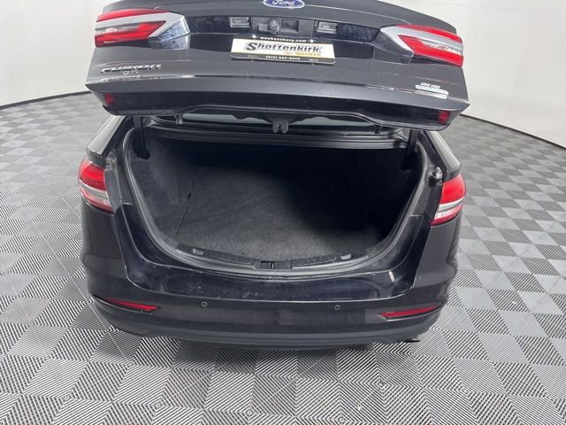 Used 2019 Ford Fusion SE image 14