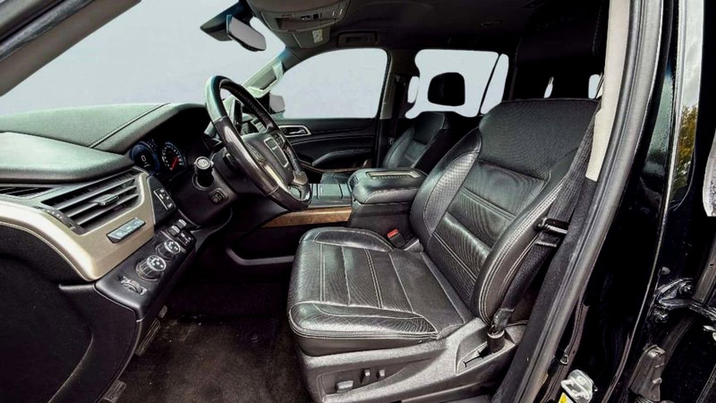 Used 2018 GMC Yukon Denali image 15