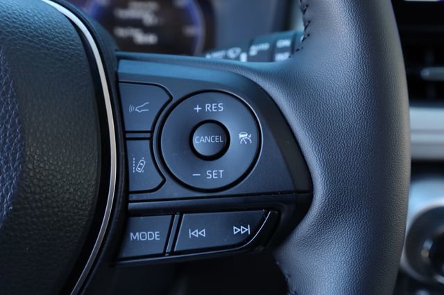 Used 2025 Toyota RAV4 Limited w/ Advanced Technology Package image 32