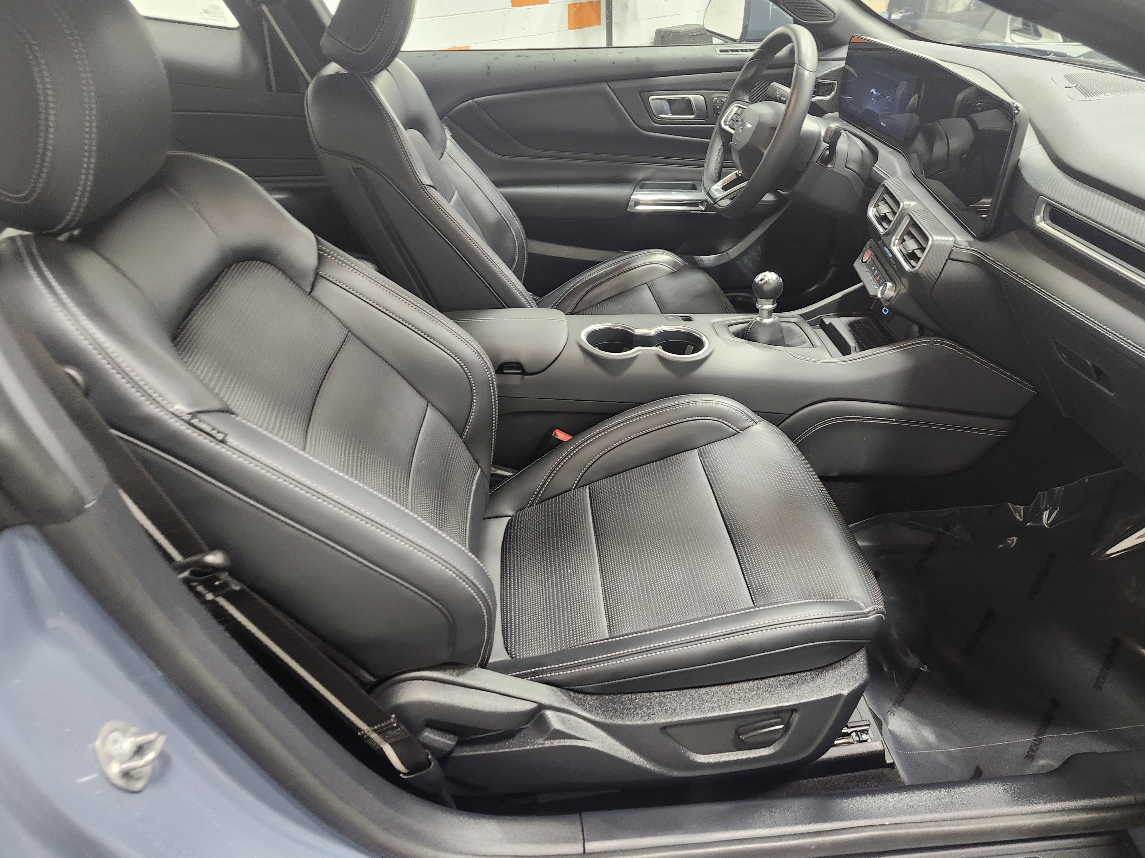 Used 2024 Ford Mustang GT Premium image 12