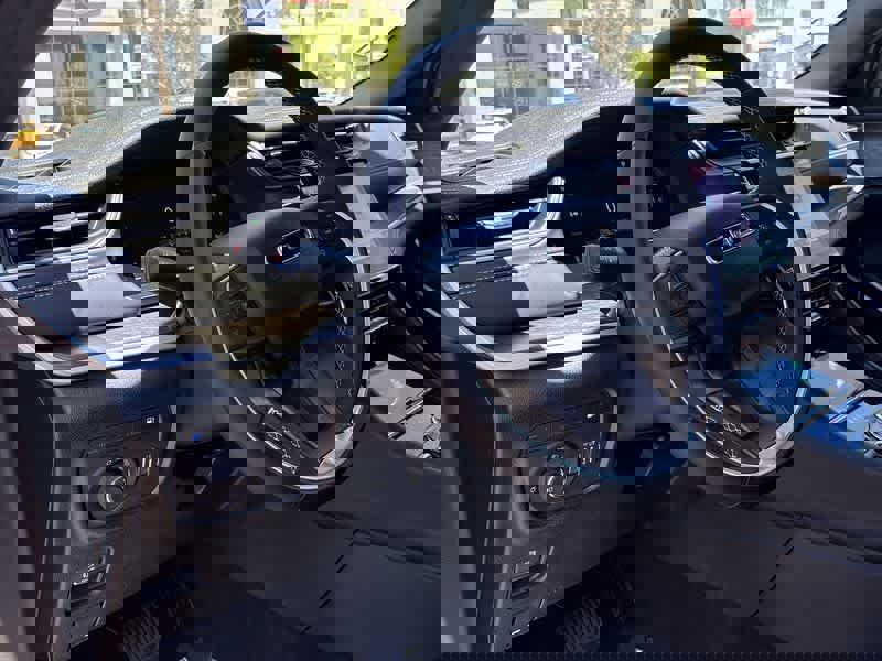 New 2025 Jeep Grand Cherokee Limited 4xe w/ Trailer Tow Package image 10