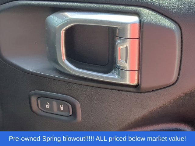 Used 2018 Jeep Wrangler Unlimited Sport S AWD/4WD image 41