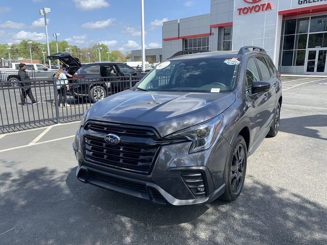 Used 2024 Subaru Ascent Onyx Edition image 1