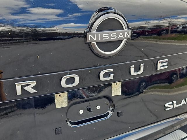 Used 2023 Nissan Rogue SL AWD/4WD image 32