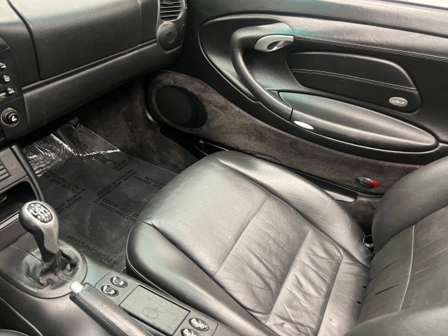 Used 2000 Porsche 911 Cabriolet image 22