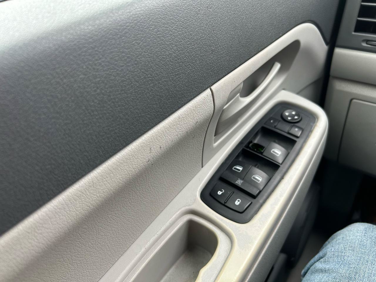 Used 2008 Jeep Liberty Sport w/ North Edition Group AWD/4WD image 23