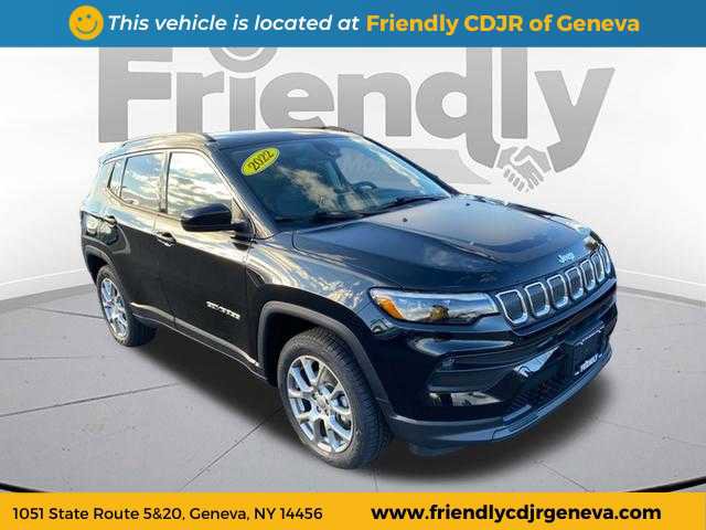 Used 2022 Jeep Compass Latitude w/ Sun and Sound Group image 3